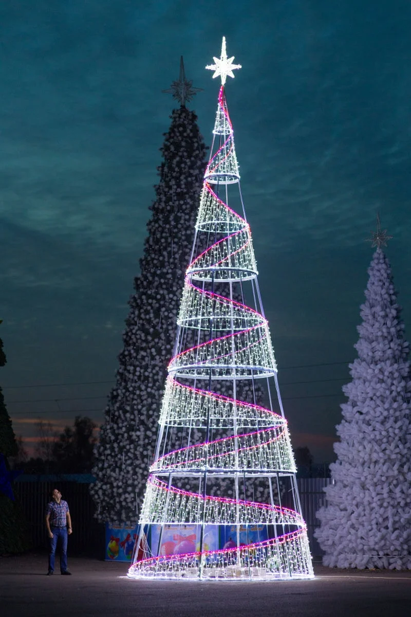 Световая конструкция Спираль, высота 10м